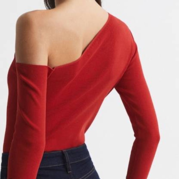 Reiss “Lucy” Off the Shoulder Top in Red - Picture 3 of 10